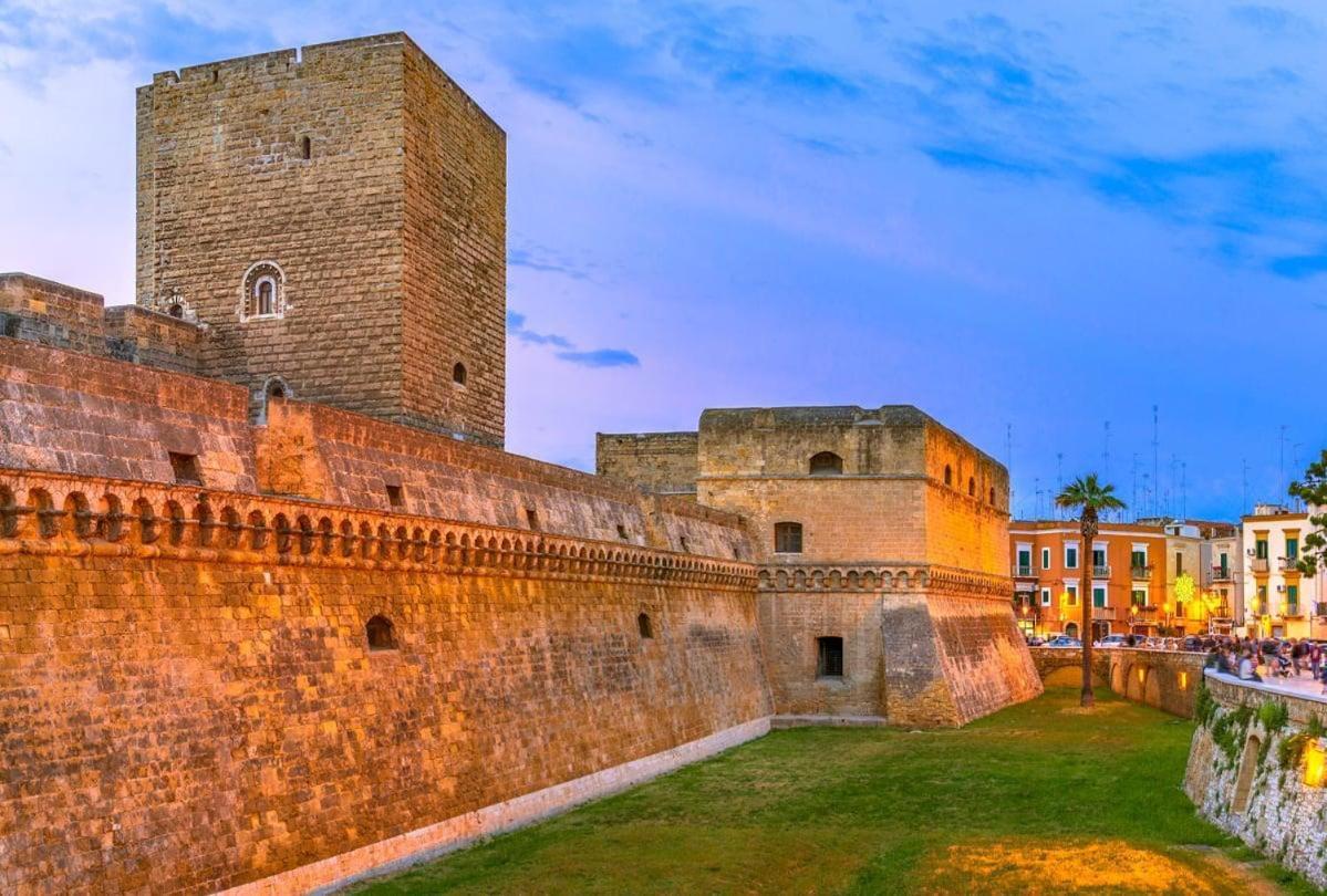 Apartamento La Dimora Di Dominique Bari Exterior foto